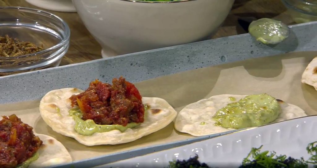 Mjölmasktacos - skärmdump från Go'kväll SVT